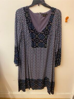Love & Legend Long Sleeve V-Neck Geometric Print Dress in Purple and Blue
